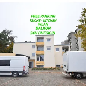 Im Mit Eigene Kueche Bad Balkon Parkplatz Netflix Apartment Nürnberg