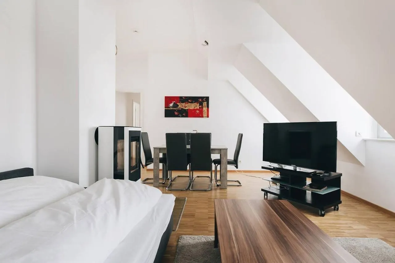 Dill Apartment Frauenkirchenblick Дрезден